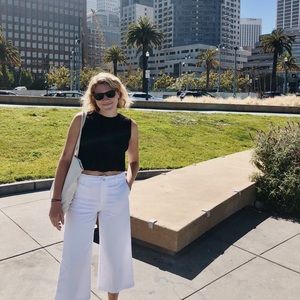 Meet your Posher, Claire